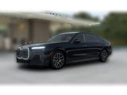 BMW 7 Series 740i xDrive Sedan 2026 — side view