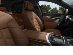 BMW 7 Series 740i xDrive Sedan 2026 — side view