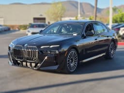 BMW 7 Series 750e xDrive Plug-In Hybrid 2026 — side view