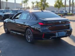 BMW 7 Series 750e xDrive Plug-In Hybrid 2026 — side view