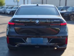 BMW 7 Series 750e xDrive Plug-In Hybrid 2026 — side view