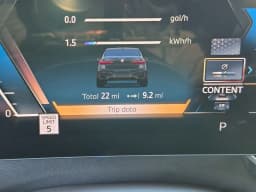 BMW 7 Series 750e xDrive Plug-In Hybrid 2026 — side view
