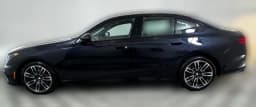 BMW 5 Series 530i xDrive Sedan 2027 — side view