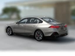 BMW 5 Series 530i xDrive Sedan 2026 — side view