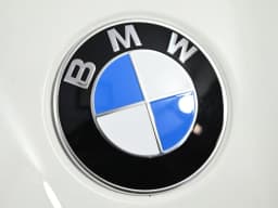 BMW 5 Series 530i xDrive Sedan 2026 — side view