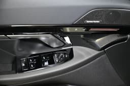 BMW 5 Series 530i xDrive Sedan 2026 — side view