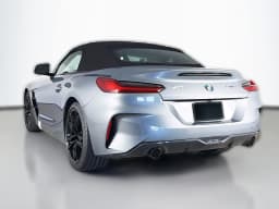 BMW Z4 sDrive30i Roadster 2026 — side view