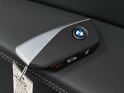 BMW X2 xDrive28i Sports Activity Coupe 2026 — side view