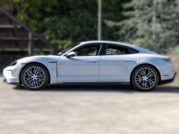 Porsche Taycan 4 AWD 2026 — side view