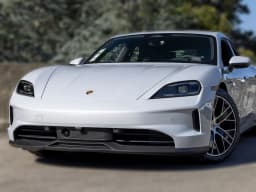 Porsche Taycan 4 AWD 2026 — side view