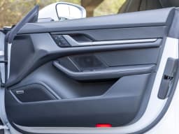 Porsche Taycan 4 AWD 2026 — side view