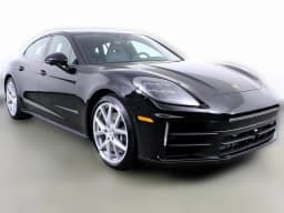 Porsche Panamera Base RWD 2026 — side view