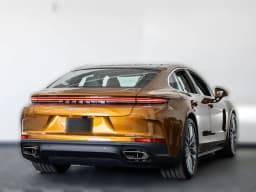 Porsche Panamera 4 AWD 2026 — side view