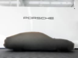 Porsche Panamera 4 AWD 2026 — side view
