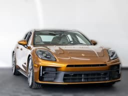 Porsche Panamera 4 AWD 2026 — side view