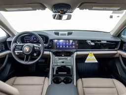 Porsche Panamera 4 AWD 2026 — side view
