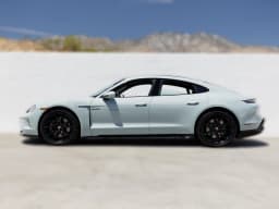 Porsche Taycan GTS AWD 2025 — side view