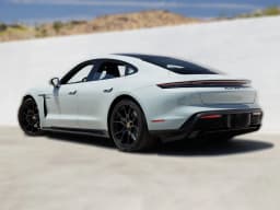 Porsche Taycan GTS AWD 2025 — side view
