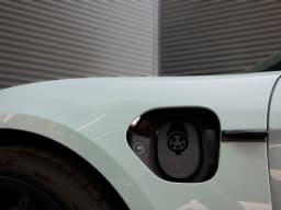 Porsche Taycan GTS AWD 2025 — side view