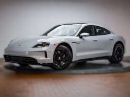Porsche Taycan GTS AWD 2025 — side view
