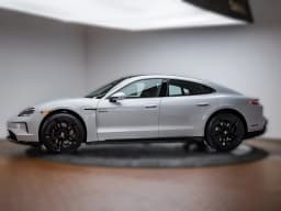Porsche Taycan GTS AWD 2025 — side view