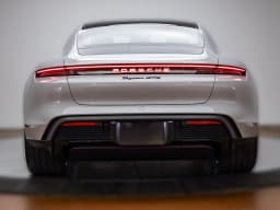 Porsche Taycan GTS AWD 2025 — side view