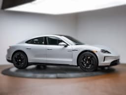 Porsche Taycan GTS AWD 2025 — side view