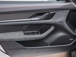 Porsche Taycan GTS AWD 2025 — side view