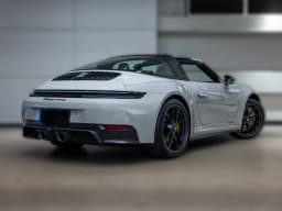Porsche 911 4 GTS Targa 2026 — side view