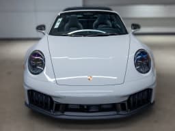 Porsche 911 4 GTS Targa 2026 — side view