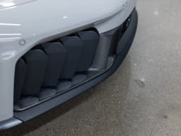 Porsche 911 4 GTS Targa 2026 — side view