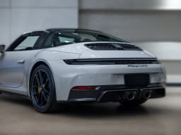 Porsche 911 4 GTS Targa 2026 — side view