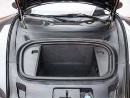 Porsche Taycan 4S Cross Turismo AWD 2025 — side view