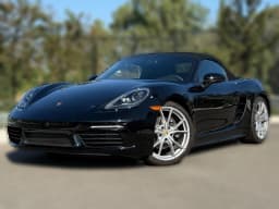Porsche 718 Boxster Base Roadster 2025 — side view