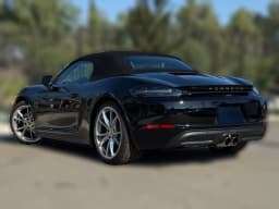 Porsche 718 Boxster Base Roadster 2025 — side view