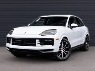 Porsche Cayenne Base AWD Porsche Cayenne Base AWD