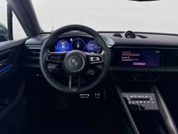 Porsche Macan Electric Turbo AWD 2025 — side view