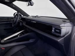 Porsche Macan Electric Turbo AWD 2025 — side view