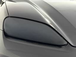 Porsche Macan Electric Turbo AWD 2025 — side view