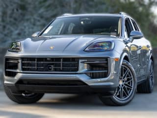 Porsche Cayenne E-Hybrid AWD Porsche Cayenne E-Hybrid AWD