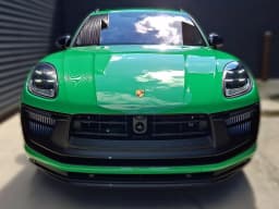 Porsche Macan GTS AWD 2026 — side view