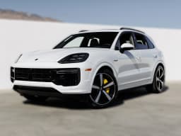 Porsche Cayenne Turbo E-Hybrid AWD 2026 — side view
