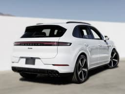 Porsche Cayenne Turbo E-Hybrid AWD 2026 — side view