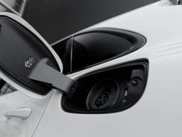 Porsche Cayenne Turbo E-Hybrid AWD 2026 — side view