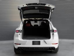 Porsche Cayenne Turbo E-Hybrid AWD 2026 — side view
