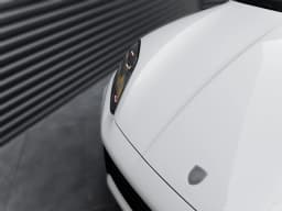 Porsche Cayenne Turbo E-Hybrid AWD 2026 — side view