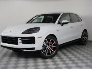 Porsche Cayenne S E-Hybrid AWD Porsche Cayenne S E-Hybrid AWD