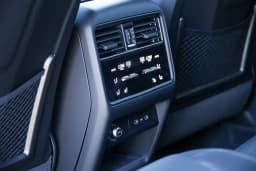 Porsche Cayenne Base Coupe AWD 2026 — side view