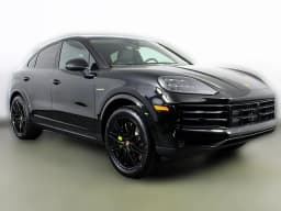 Porsche Cayenne E-Hybrid Coupe AWD 2026 — side view