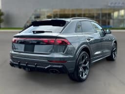 Audi RS Q8 performance quattro 2026 — side view